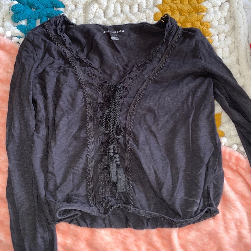 AE tied shirt